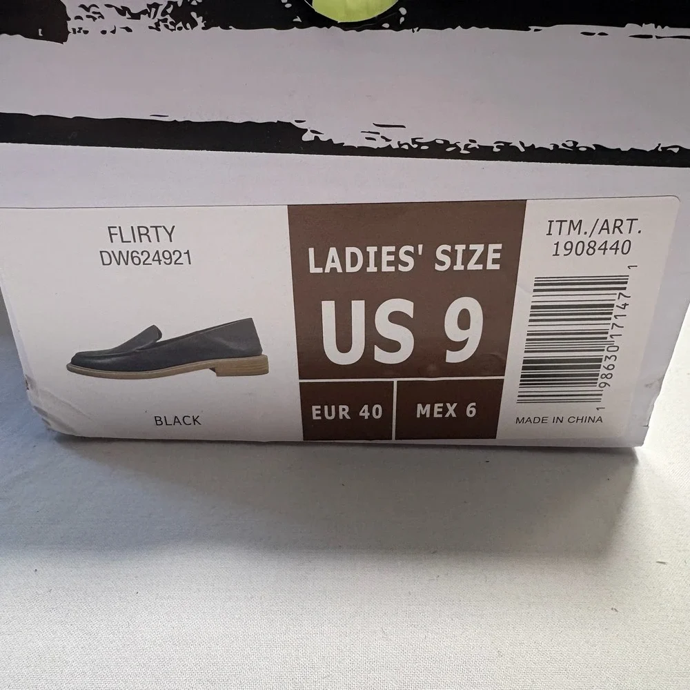 Dolce‎ Vita Flirty Black Loafer Size 9